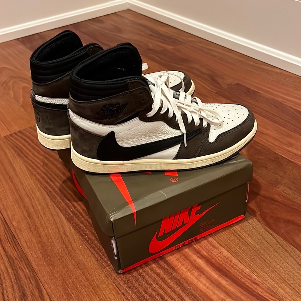 Jordan 1 Travis Scott high
